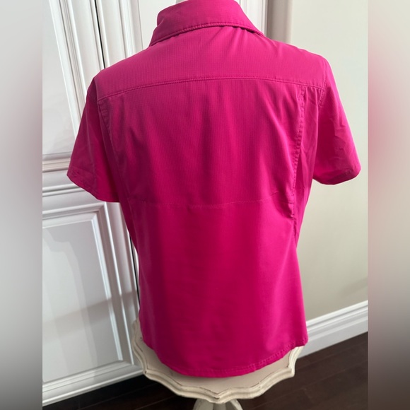 Columbia Large Fuchsia Omni-Shade Sun Protection Short Sleeve Button Down Shirt - Picture 11 of 14